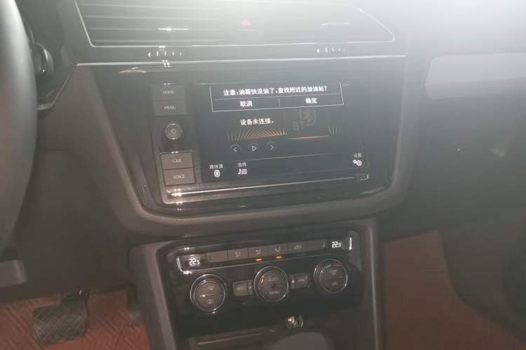 Used Volkswagen Tiguan L 2018 Revised Version 330TSI Automatic Two-Wheel Drive Comfort Edition Audio And AC Panel