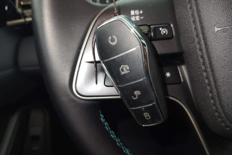 Used BYD Qin L 2024 DM-i 80KM Beyond Model Vehicle Key