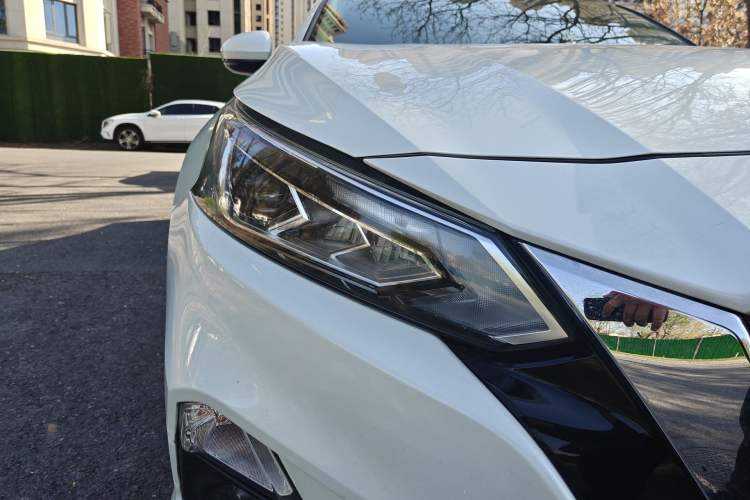 Used Nissan Teana 2021 2.0L XL Comfort Edition Right Front Headlight