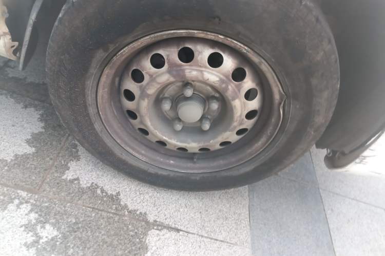 Used FORTHING Lingzhi 2019 M5L 1.6L 7-Seater Base Model China VI Standard