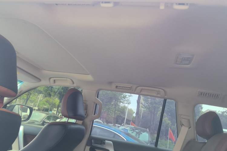 Used Toyota Prado 2018 3.5L Automatic TX-L with Rear-Mounted Spare Tire
