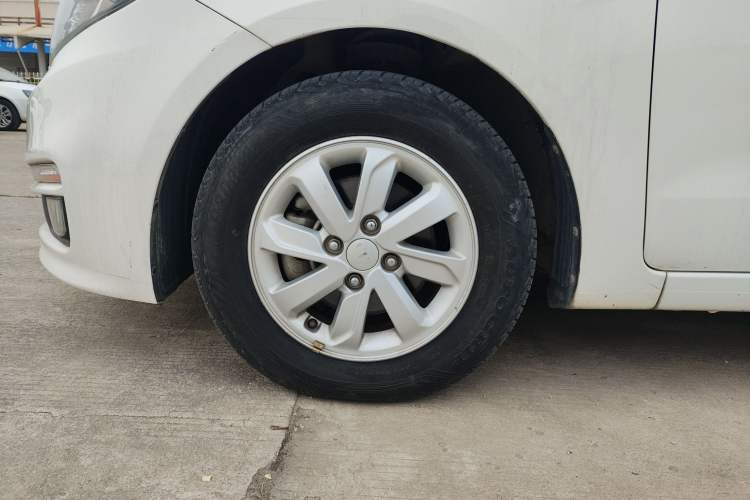 Used Kia K2 2015 Hatchback 1.4L AT GLS Cool Edition