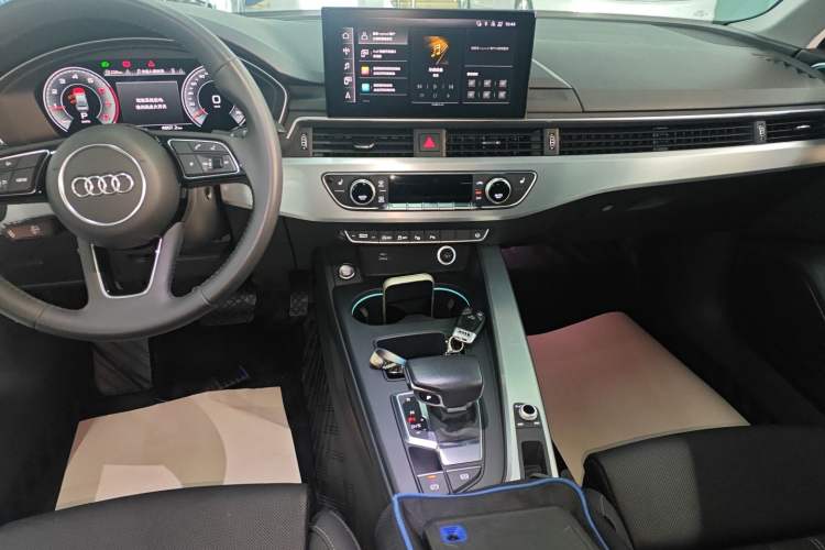 Used Audi A4L 2022 40 TFSI Luxury Dynamic Model