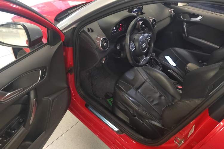 Used Audi A1 2014 30 TFSI Sportback Comfort Model