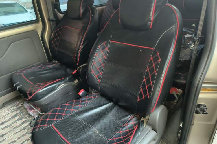 Used Wuling Rongguang V 2016 1.2L Standard Version Left Rear Seat
