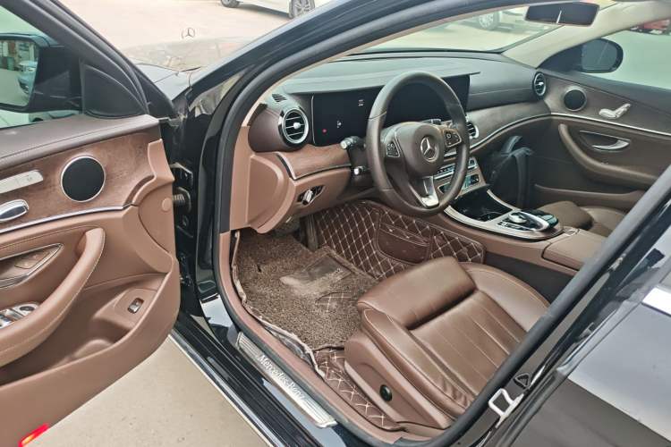 Used Mercedes-Benz E-Class 2016 E 200 L
