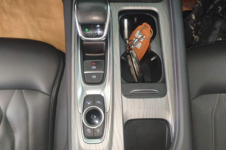 Used Chery Arrizo 8 2022 1.6T DCT Elite Gear Lever