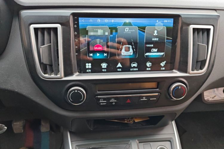 Used Jinbei Hiace King 2021 2.0L City Transport King Series Express Model Standard Top 6-Seater 1TZS Audio And AC Panel