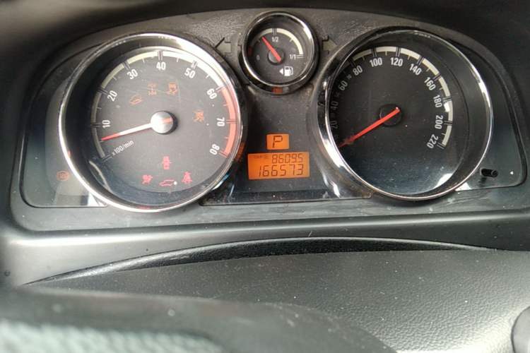 Used Opel Antara 2010 2.4
