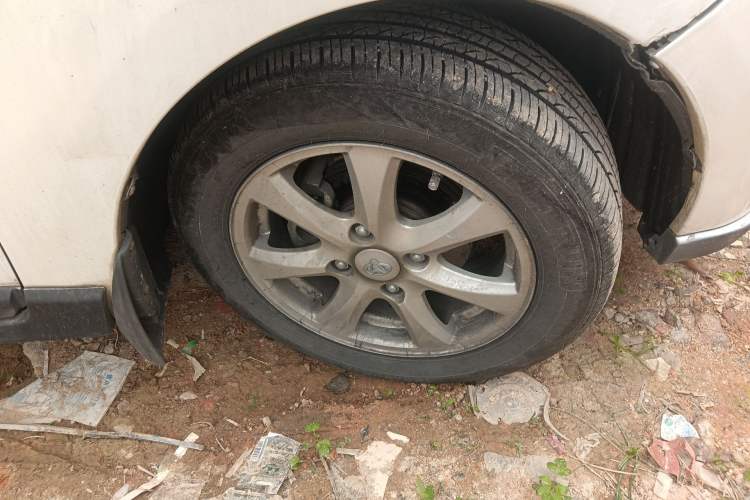 Used CHANGAN KAICHENG Ounuo S 2015 1.5L Jin Ouno Standard Model Right Front Wheel Hub