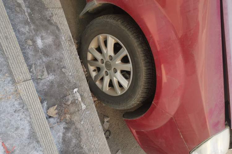 Used Buick Excelle 2013 1.5L Automatic Classic Model
