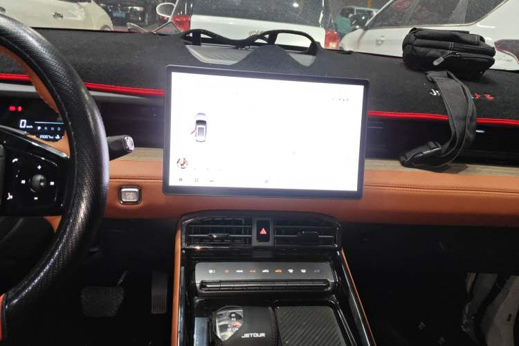 Used JETOUR Dashing 2025 1.5T DCT Luxury Edition