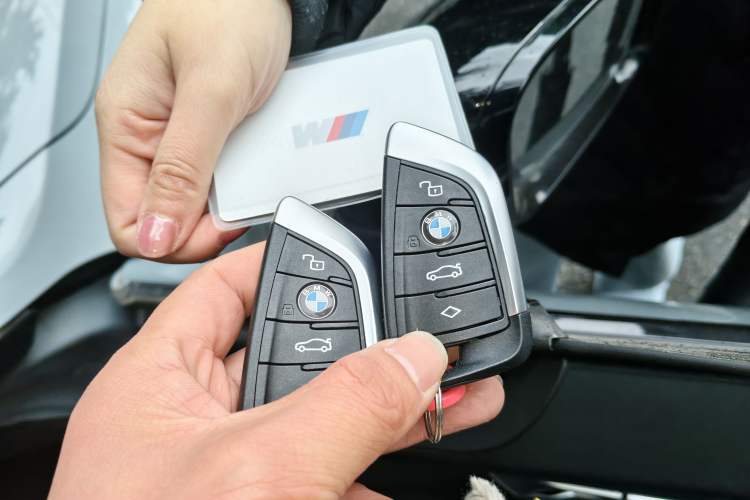 Used BMW i4 2022 eDrive40
