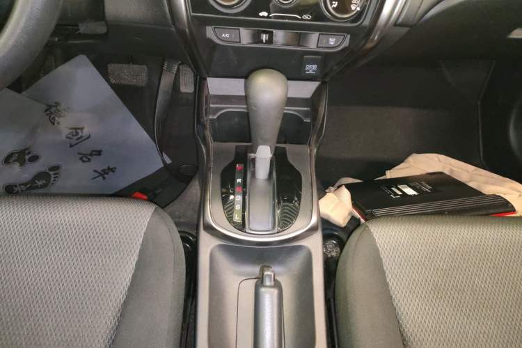 Used Honda Gienia 2017 1.5L CVT Classic Edition Gear Lever