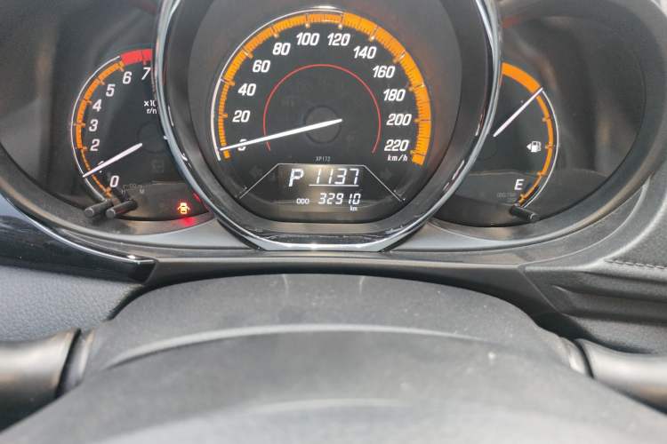 Used Toyota YARiS L Zhi Xuan 2022 X-Trail 1.5L CVT Luxury PLUS Edition Odometer Close Up