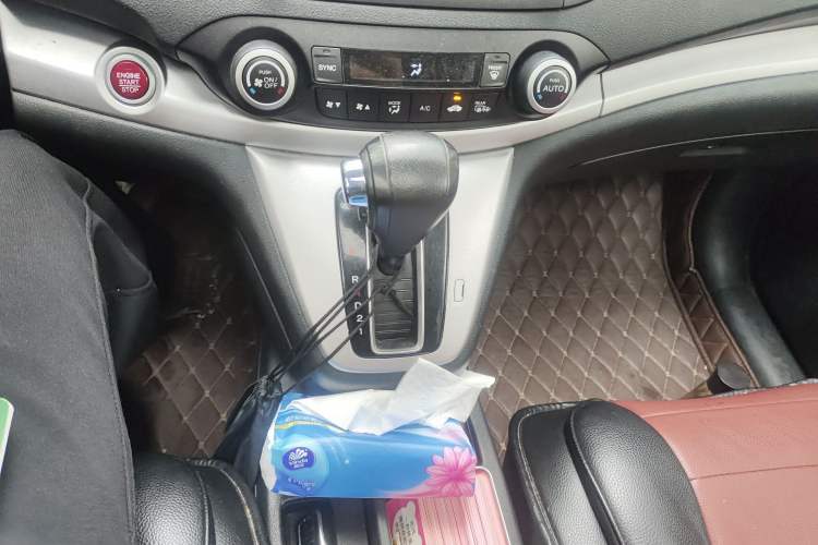 Used Honda CR-V 2012 2.4L four-wheel drive luxury version Gear Lever