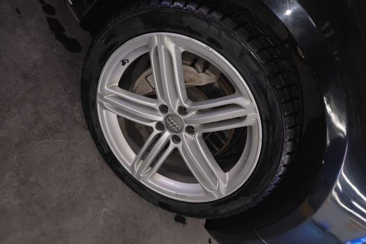 Used Audi A8 2013 A8L 45 TFSI quattro Comfort model