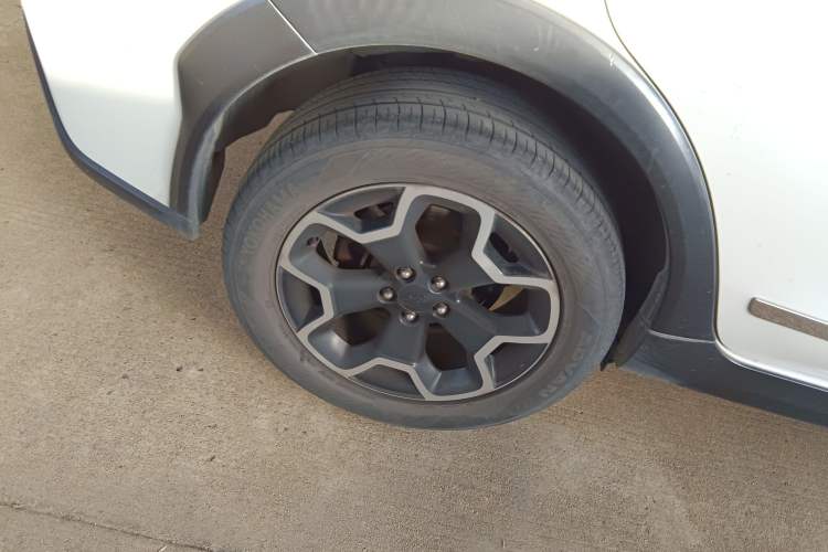 Used Subaru XV 2014 2.0i Elite Edition
