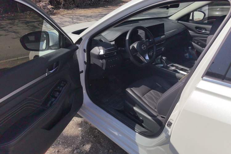 Used Nissan Teana 2022 2.0L XL-Upr Enjoyment Edition Driver Seat