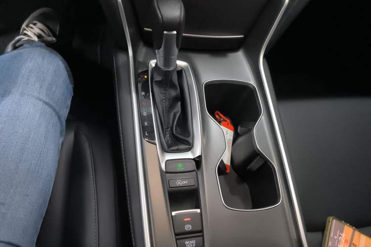 Used Honda Accord 2022 260TURBO Luxury Edition Gear Lever