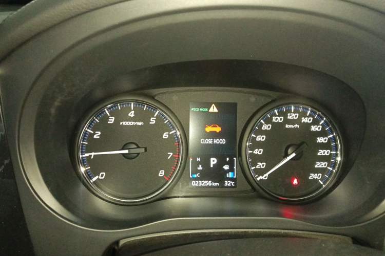 Used Mitsubishi Outlander 2019 2.0L Two-Wheel Drive Comfort Edition 5 Seats China V Standard