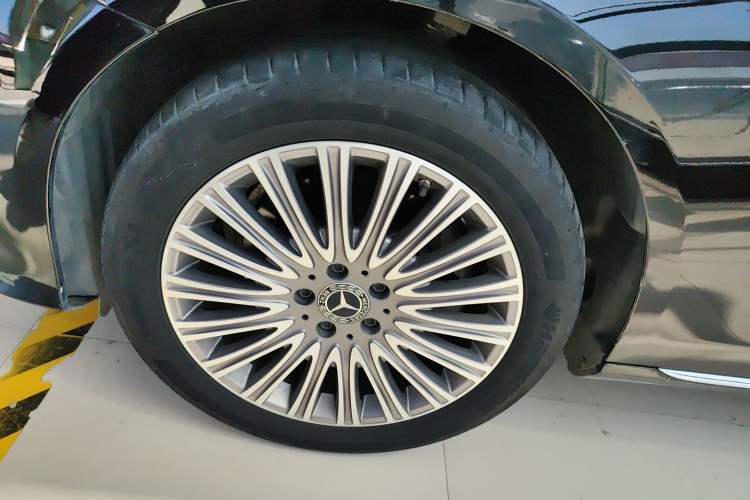 Used Mercedes-Benz E-Class 2023 E 300 L Stylish Model
