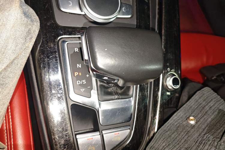 Used Audi A4L 2019 40 TFSI Fashion Version China V
