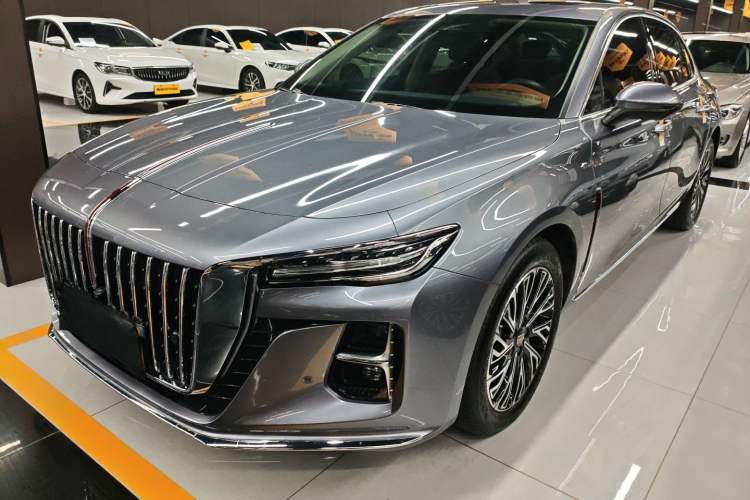 Used Hongqi H5 2025 2.0T Automatic Flag Edition – 500 000 Units Commemorative Version