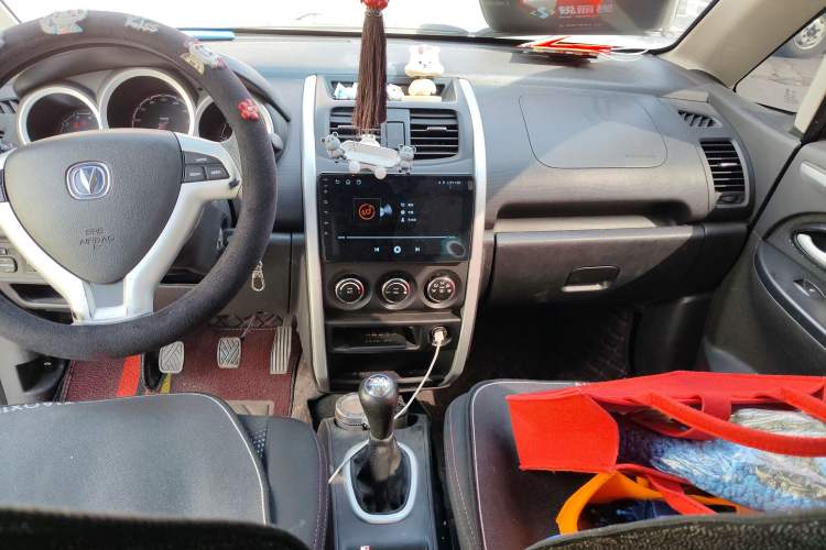 Used CHANGAN CX20 2014 1.4L Manual Sport Version China IV Standard
