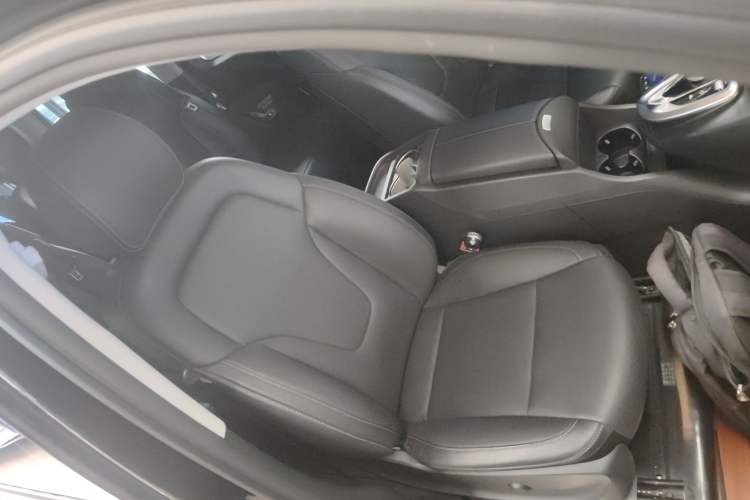 Used Mercedes-Benz V-Class 2018 V 260 Prestige Edition China VI
