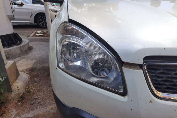 Used Nissan Qashqai 2012 2.0 XL Fire CVT 2WD Right Front Headlight