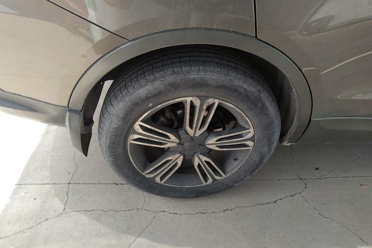 Used Leopaard CS10 2017 2.0T Automatic Luxury Model Right Rear Wheel Hub