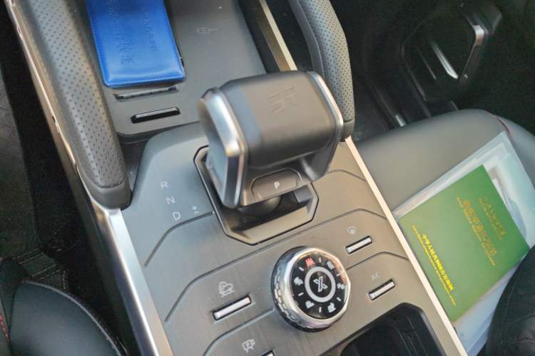 Used JETOUR Traveler 2023 2.0T All-Wheel Drive CrossPRO+