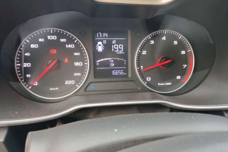 Used MG ZS 2017 1.5L Manual Luxury Edition Odometer Close Up