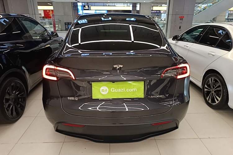 Used Tesla Model Y 2024 Rear-Wheel-Drive Version
