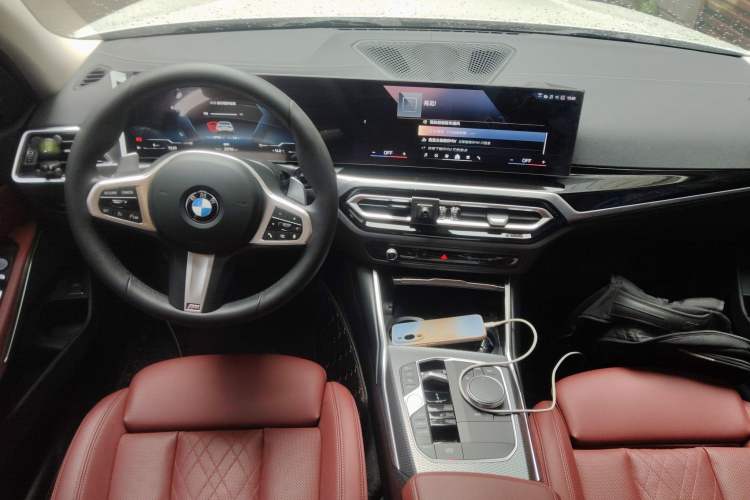 Used BMW 3 Series 2024 325Li M Sport Night Edition Package Center Console