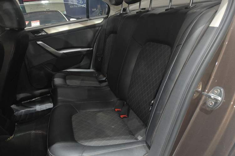 Used Skoda Rapid 2018 1.6L Automatic Comfort Edition
