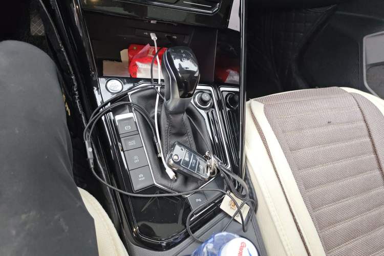 Used Volkswagen Tayron 2023 280TSI Two-Wheel-Drive Luxury Plus Advanced Version
