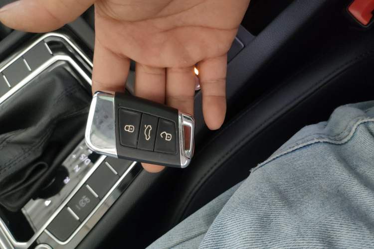 Used Volkswagen Magotan 2018 Facelift 330TSI DSG Luxury Model
