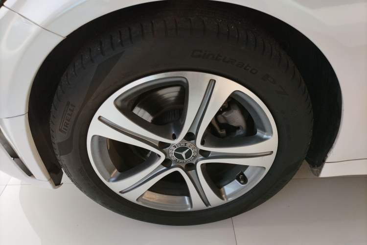 Used Mercedes-Benz C-Class 2021 C 260 L Sport Edition Left Front Wheel Hub