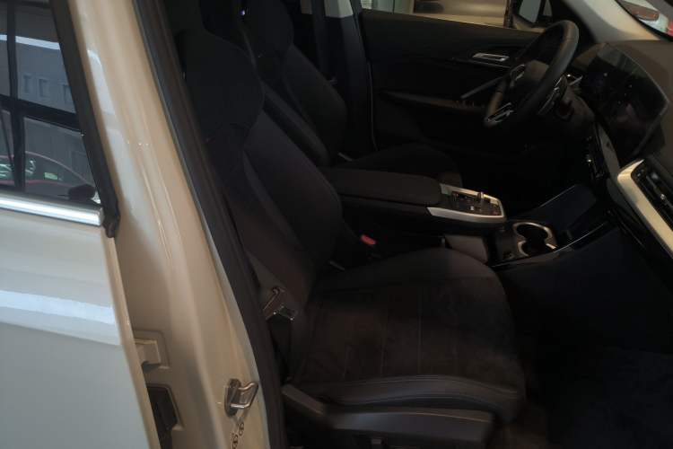 Used BMW X1 2023 xDrive25Li M Sport Package Right Front Seat