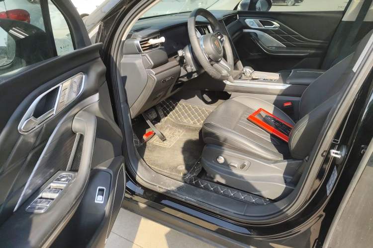 Used Hongqi HS7 PHEV 2024 2.0T PHEV Four-Wheel Drive Flagship Edition 6 Seats
