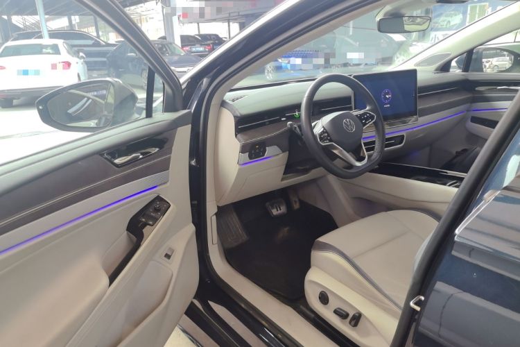 Used Volkswagen ID.7 VIZZION 2024 First Edition Driver Seat