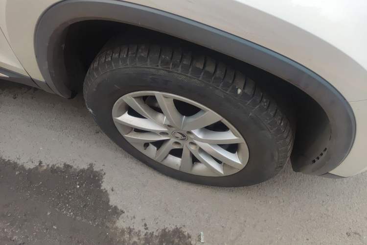 Used Skoda Kodiaq 2018 Facelifted TSI330 5-Seater Two-Wheel-Drive Comfort Edition Right Front Wheel Hub