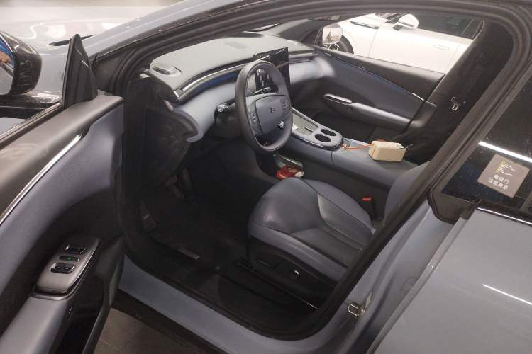 Used XPeng G7 2025 Model—702 Ultra Long Range
