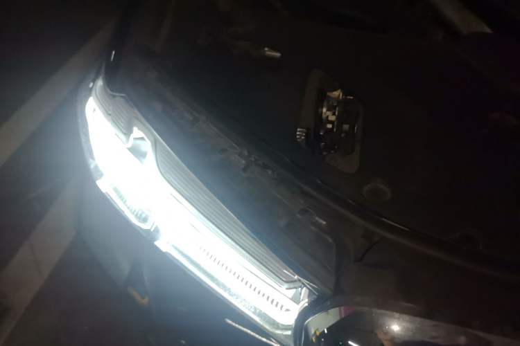 Used BMW 5 Series 2021 525i M Sport Package Exterior 6