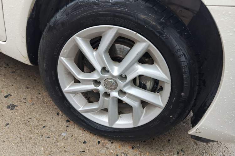 Used Nissan Tiida 2021 1.6L CVT Cool Edition
