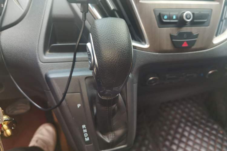 Used Ford Tourneo Custom 2020 2.0T Automatic Elite Edition China VI Standard