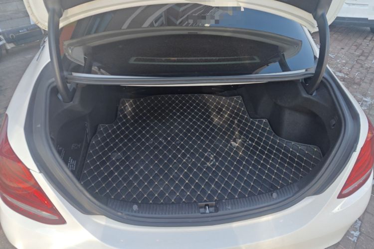 Used Mercedes-Benz C-Class 2018 C 200 L Sport Edition Trunk