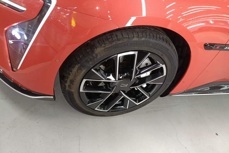 Used Avatr 06 2025 Ultra Pure Electric Edition Left Front Wheel Hub